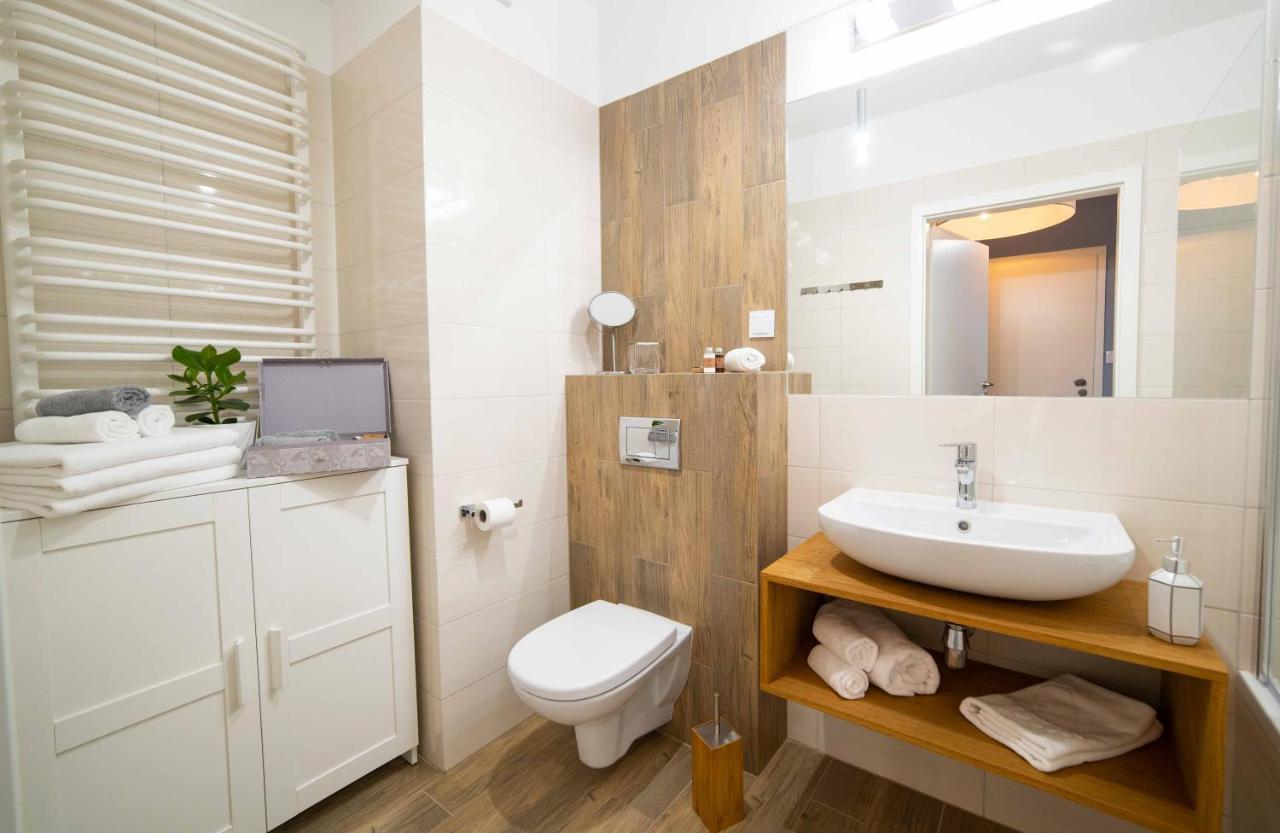 3D Spring Apartments Krakow Luaran gambar