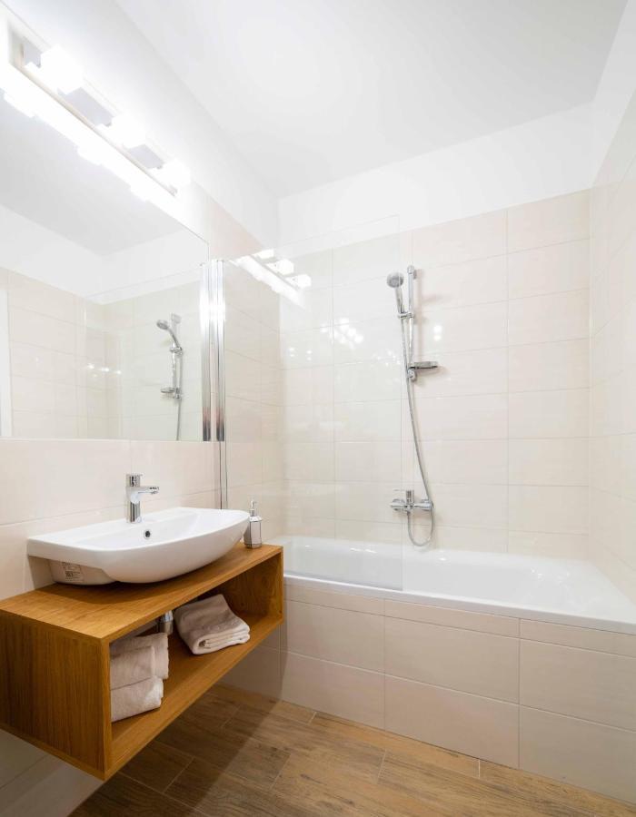 3D Spring Apartments Krakow Luaran gambar