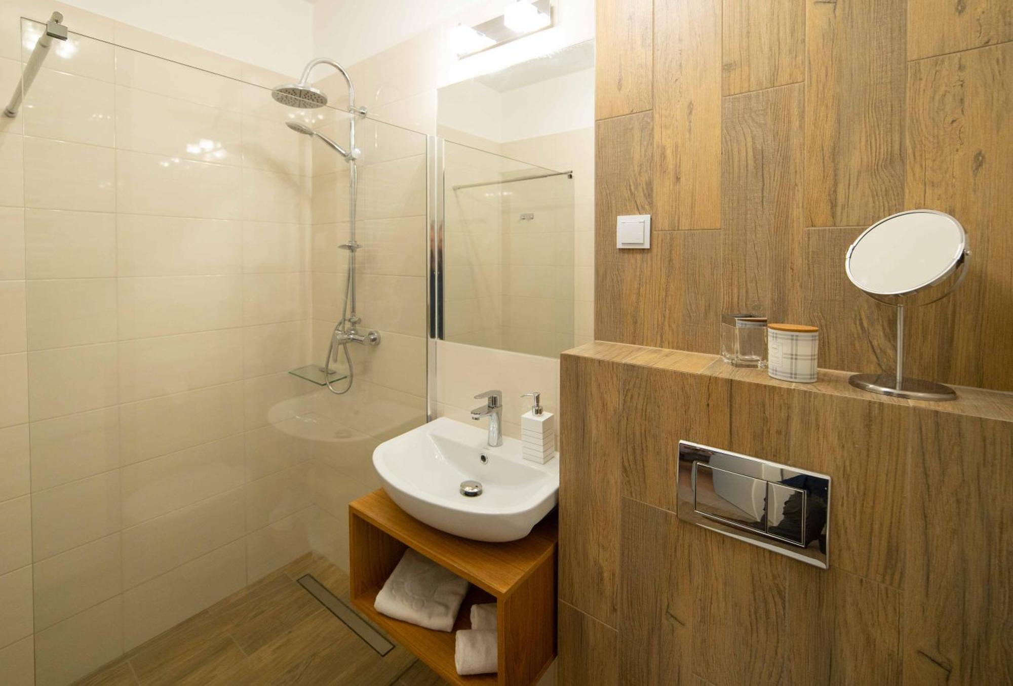 3D Spring Apartments Krakow Luaran gambar